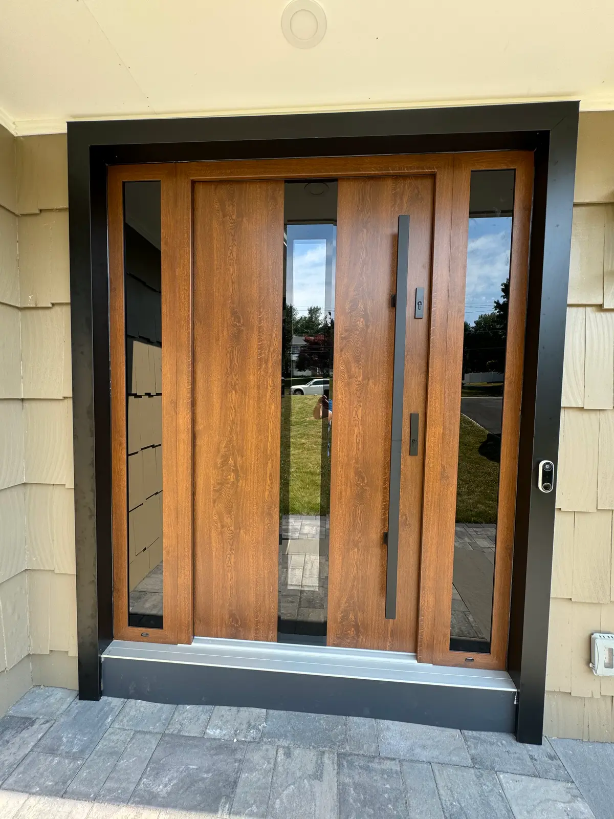 Wiener 1 - Modern Exterior Door