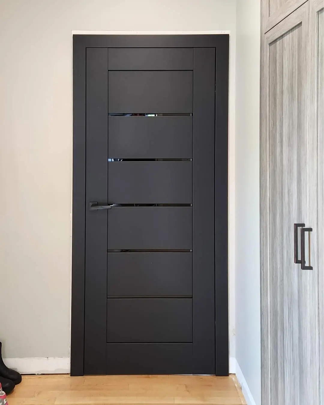 Interior Doors Daglezja (Matching Casement, Concealed Hinges, Magnetic Lock)